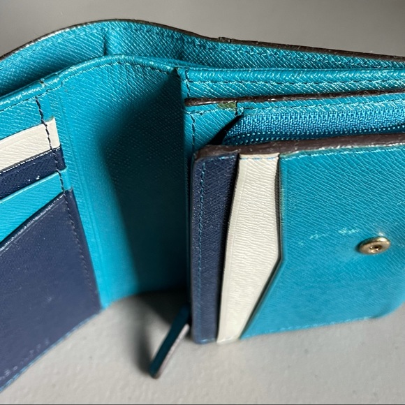 Michael Kors Tri-Fold Wallet Blue - Picture 14 of 16